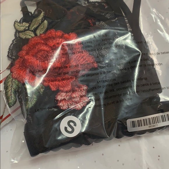 BLK LACE BRALETTE W/EMBROIDERY ROSES! - Picture 7 of 13